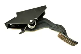 17820-hl5-a00 Honda 18 Pioneer 500 4x4 Throttle Pedal Sxs500m