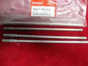 90032-035-000 Honda Mc Japan Oem. Ct90 Trail 90 Cylinder Stud Set 4 Stud-a Stud-b From Arizona