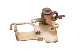 K7311-33813 Kubota 09 Rtv500 Throttle Linkage Plate