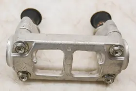 56211-10h10 Suzuki 12 Rmz250 Handlebar Clamps