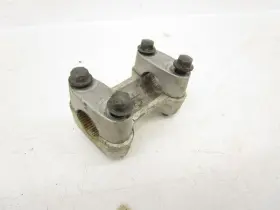 164-23441-01-98 Yamaha 99 Bear Tracker Yfm 250 Handlebar Mounts Clamp 1999-2004