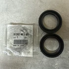 New Honda Seal 2PC Oem Pn: 91202-MEY-671. Price: $10.00.